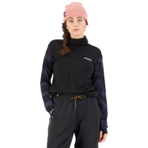 backdoor_grindelwald_mons_royale_womens_yotei_bf_high_neck_snow_4